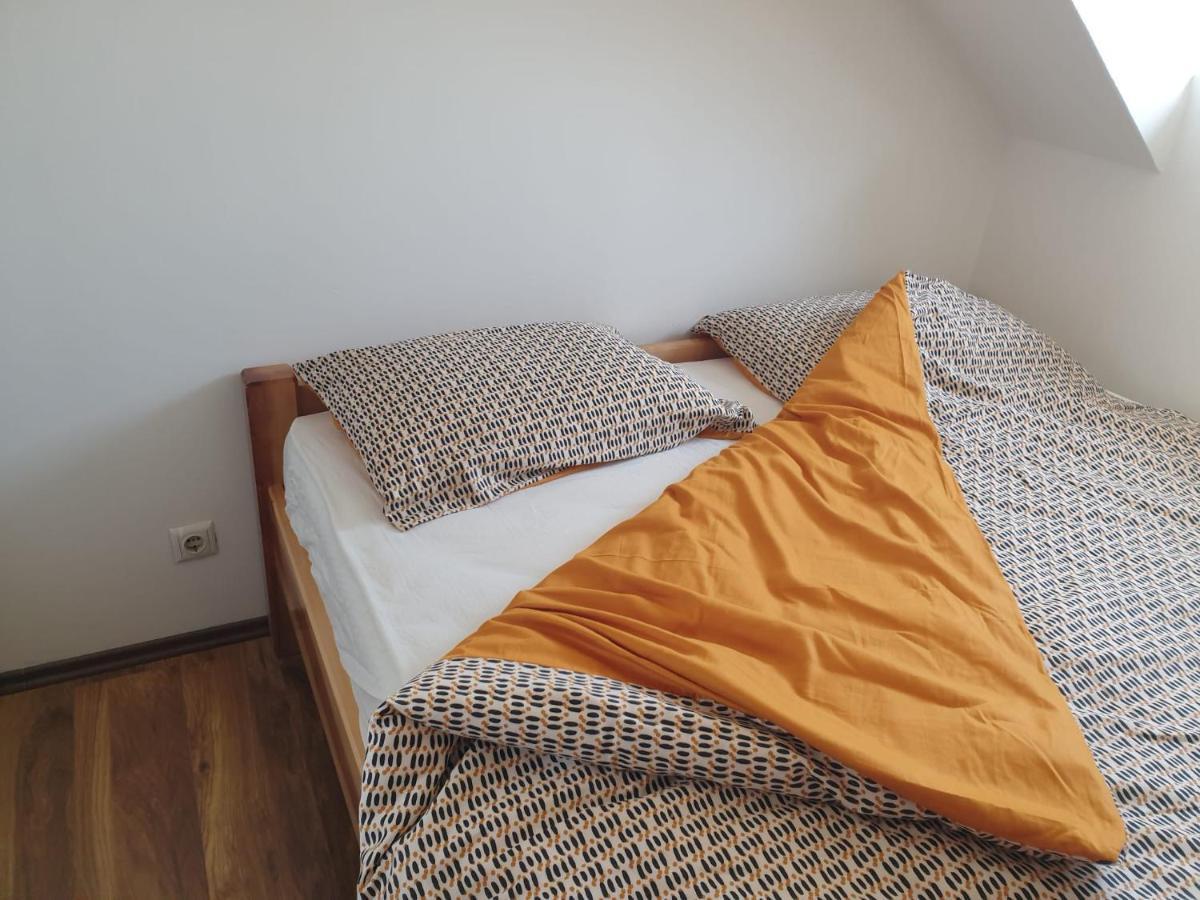 Music Apartment Benedikta Загреб Екстериор снимка