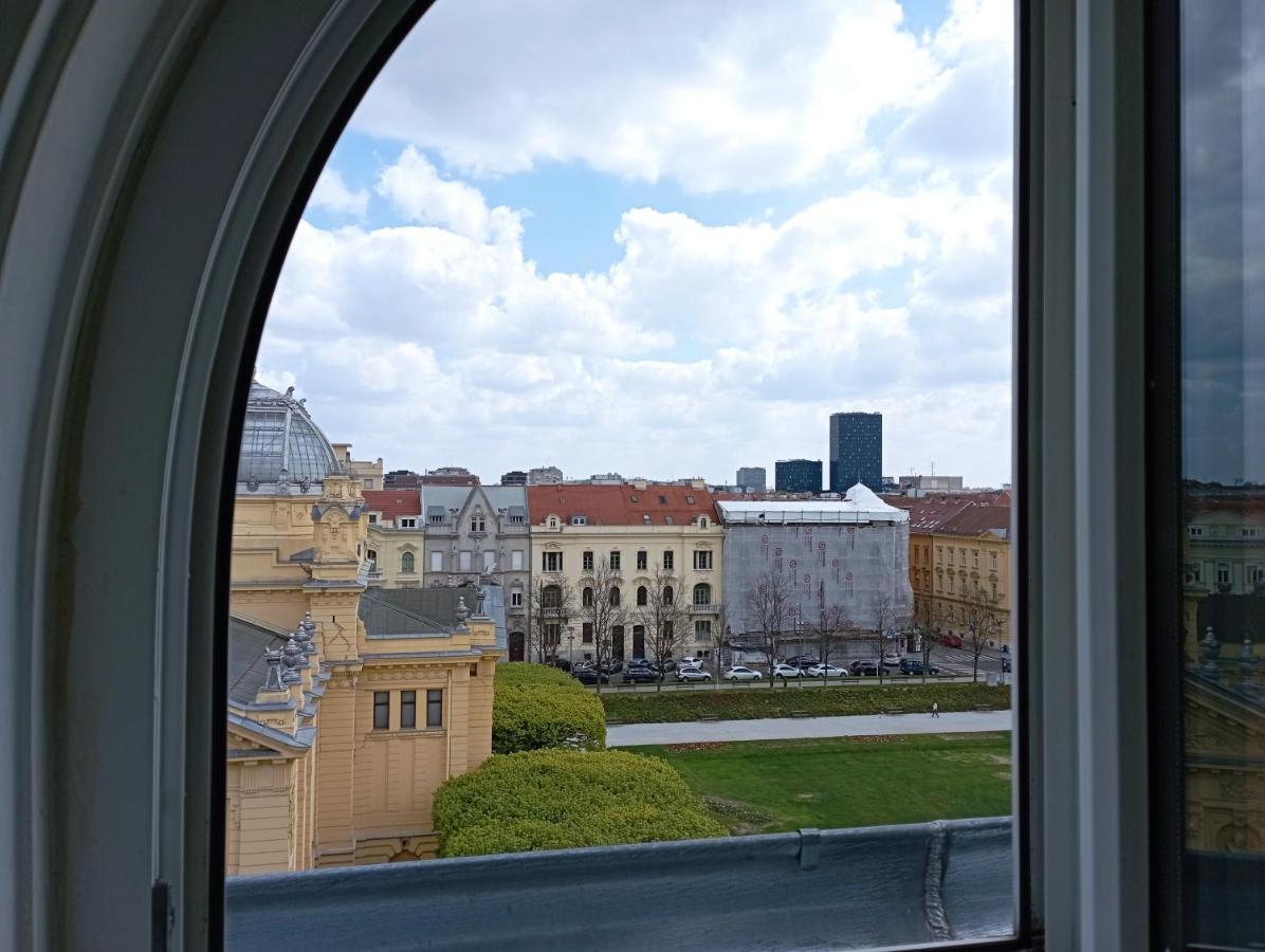 Music Apartment Benedikta Загреб Екстериор снимка